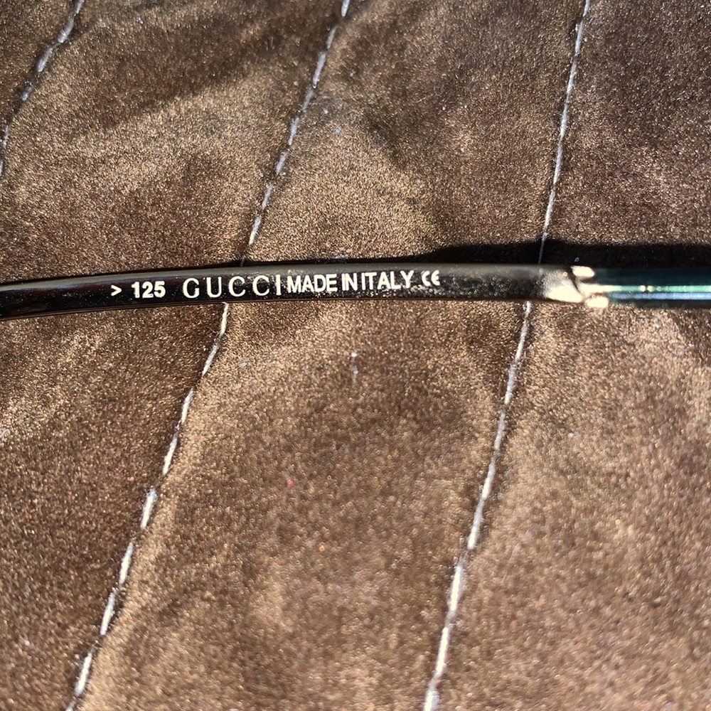 Authentic Gucci sunglasses - Picture 5 of 6